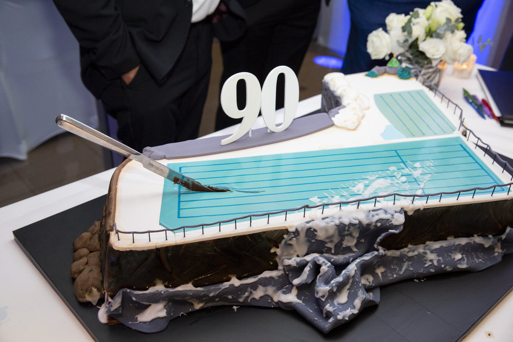 Icebergs90thBday_200719_YMund-600