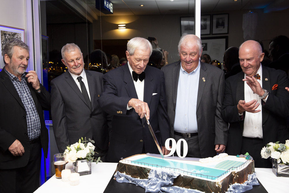 Icebergs90thBday_200719_YMund-589