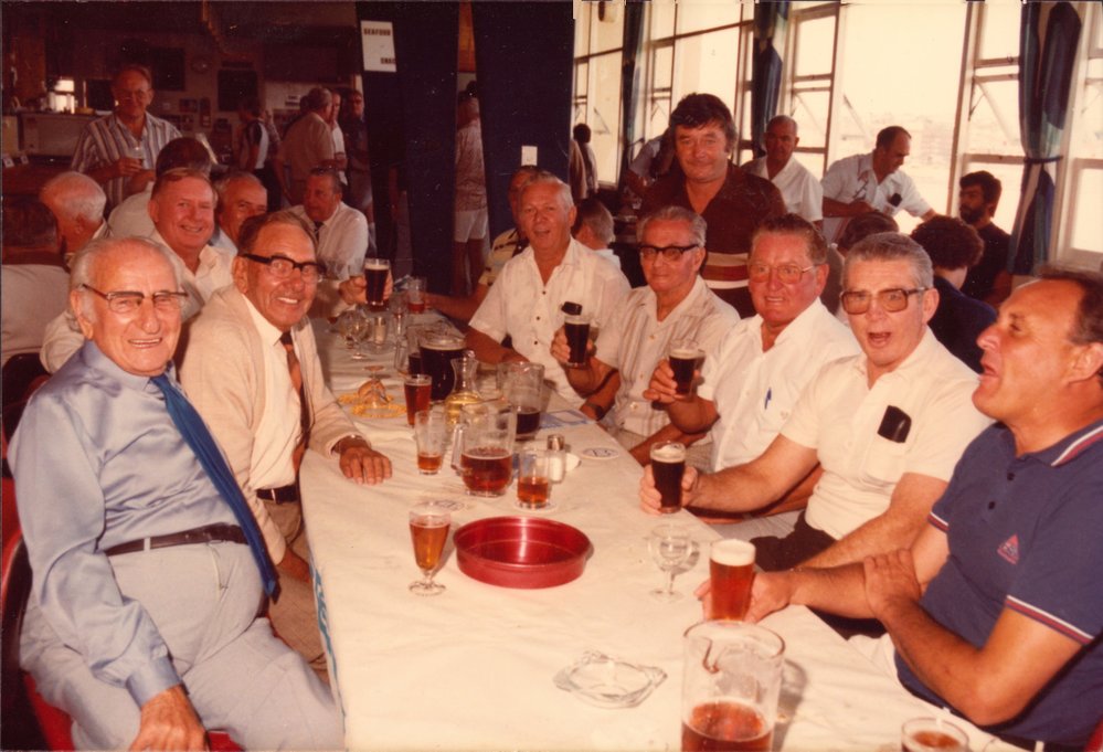 Club Sunday Table November 1983